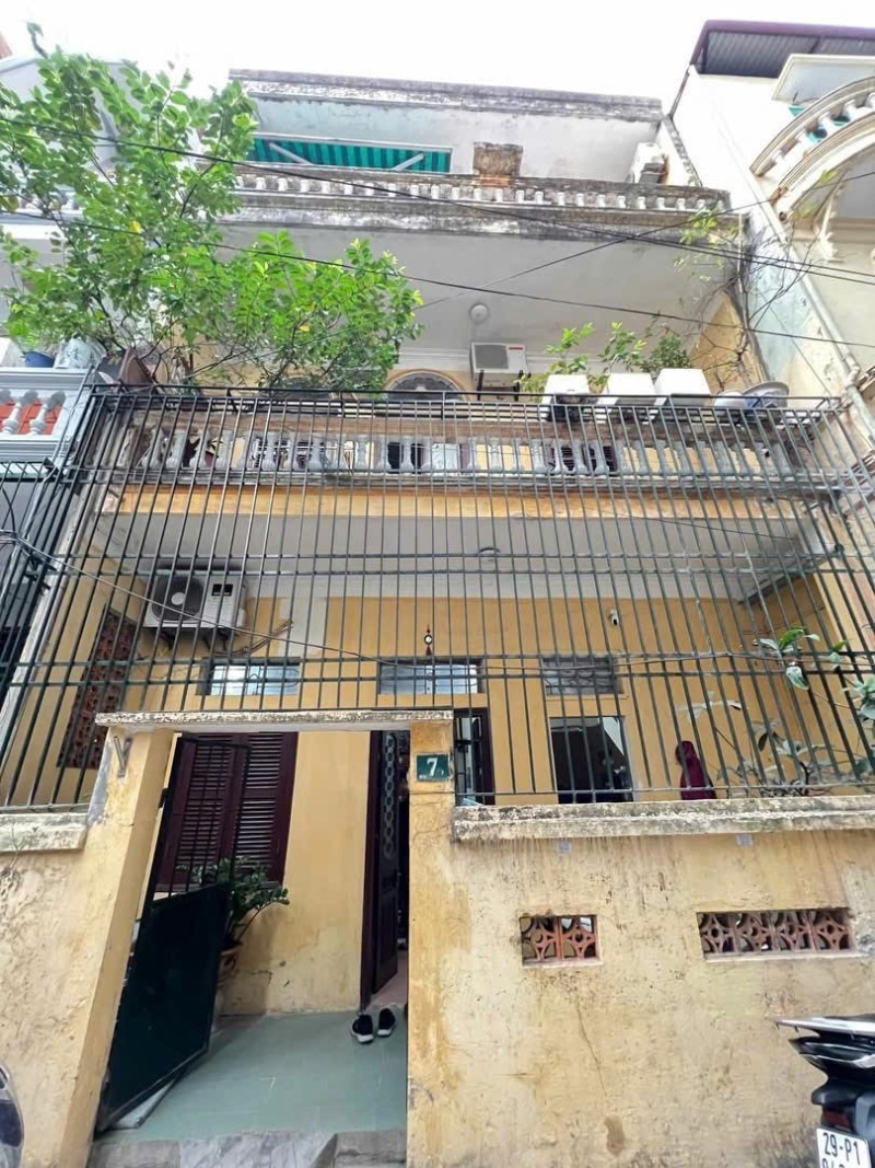 BÁN NHÀ TRONG NGÕ TRẦN CUNG CẦU GIẤY: 55M2, 3 TẦNG, 4 PHÒNG NGỦ, SỔ ĐỎ CHÍNH CHỦ, GIÁ HẤP DẪN 16 TỶ - GỌI NGAY
