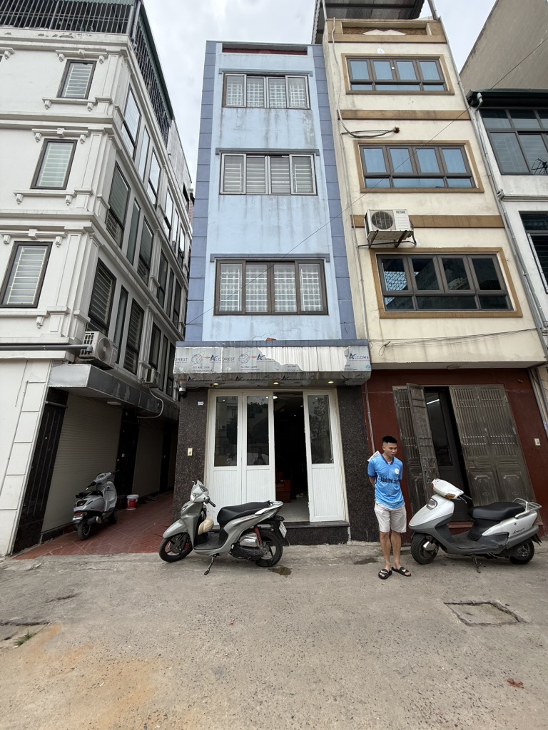 Bán nhà Thanh Am, Lô góc oto 16c đỗ cửa cách mặt phố đúng 5m giá hơn 6 tỷ còn TL. LH 0936123469