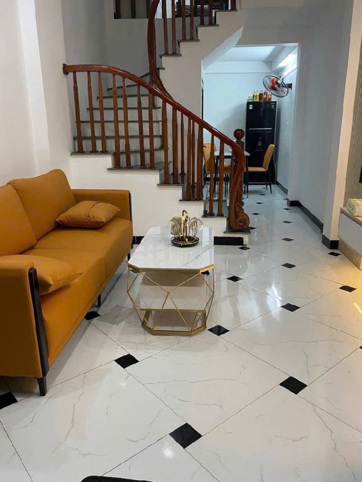 Bán nhà Phan Trọng Tuệ, Thanh Trì, Ô tô đõ cổng, 35m2, 5.45 tỷ