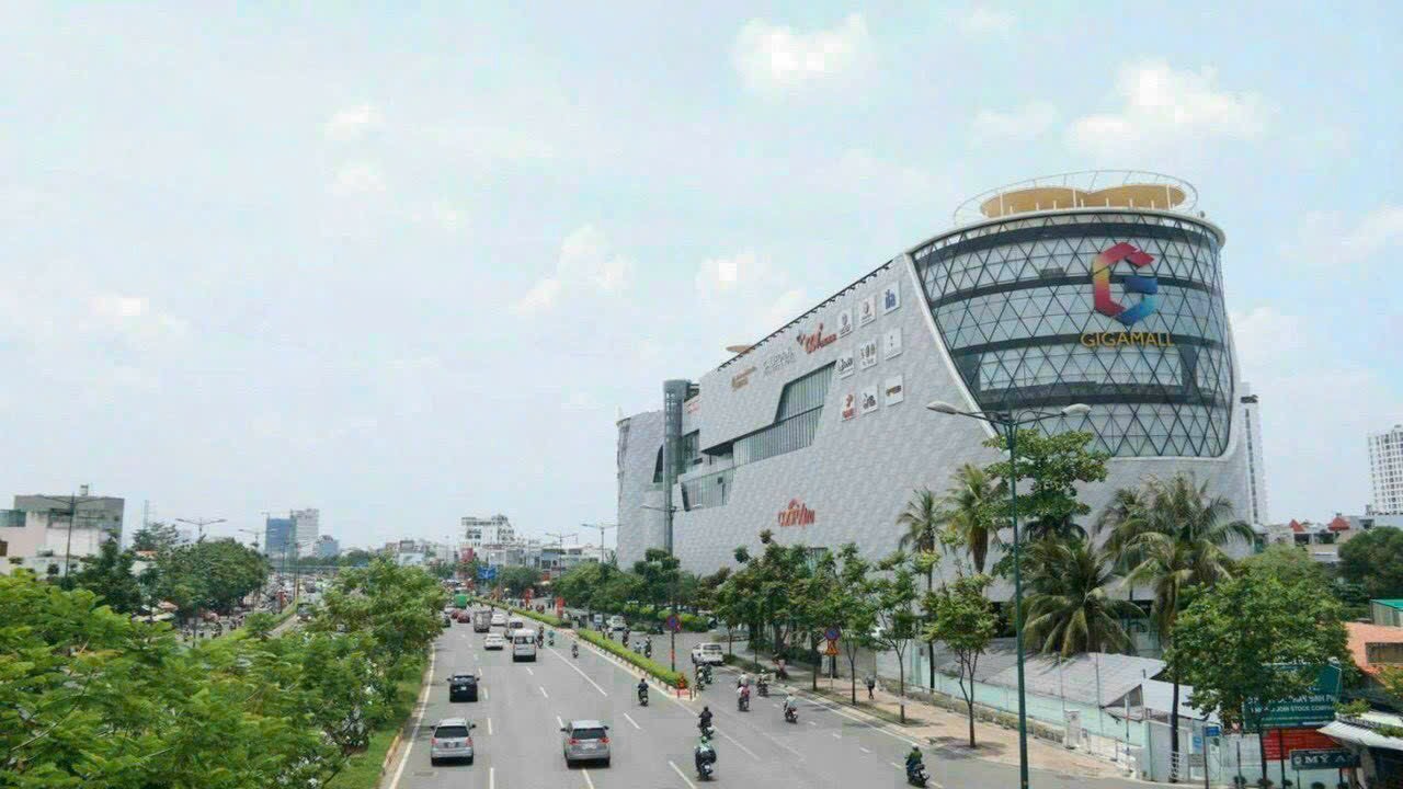 CỰC HOT nhà hẻm 6m 4 tầng đẹp ngang 4.5m 86m2 Phạm Văn Đồng BT sát GIGA MALL 13.9 tỷ