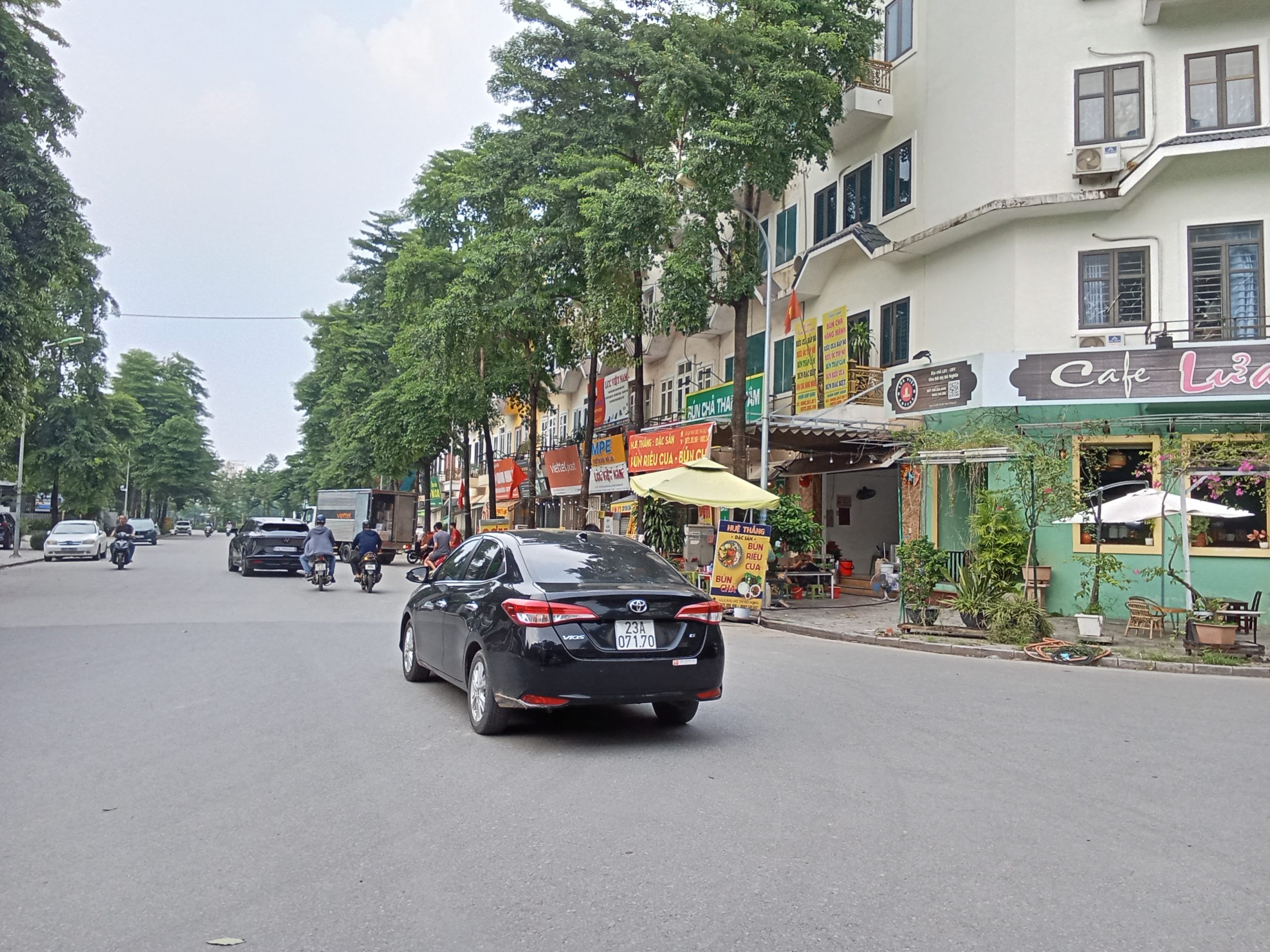 Đỉnh, 18.9tỷ, nhà 100m2, MT 5m, 5 tầng, LK Đô Nghĩa, Dương Nội, Hà Đông, thang máy, gara ô tô, vỉa hè, kinh doanh, văn phòng