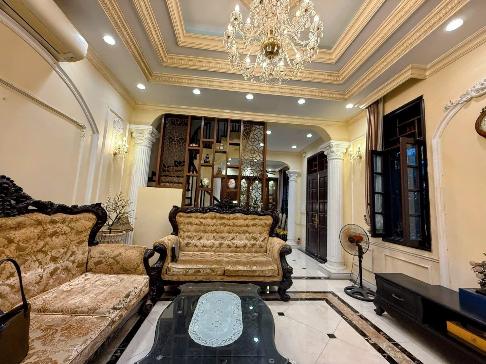 SIÊU PHẨM BIỆT THỰ TÂN CỔ ĐIỂN - PHÂN LÔ VỈA HÈ Ô TÔ TRÁNH - LÔ GÓC - CỰC ĐỈNH