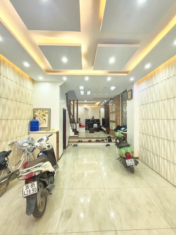 THÁI HÀ - NHÀ ĐẸP - MẶT NGÕ KINH DOANH - GARA - Ô CHỜ THANG MÁY