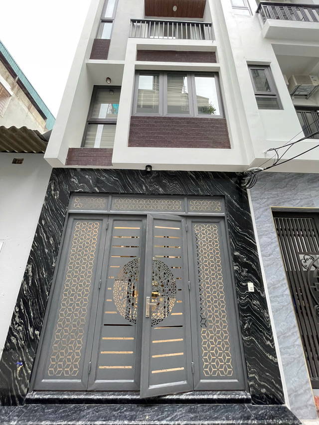 SIÊU PHẨM BỒ ĐỀ - NHÀ MỚI ĐẸP LONG LANH - FULL NỘI THẤT - 5 TẦNG CÓ THANG MÁY