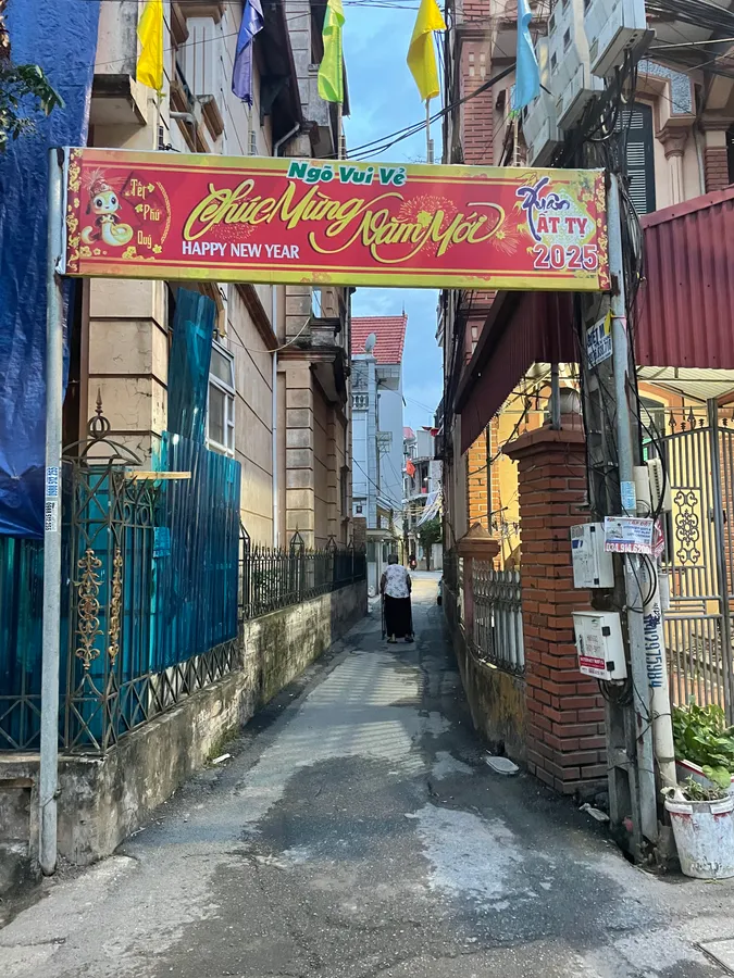 BÁN NHANH - LÔ VÍP & CỰC HIẾM-Ngõ vui vẻ, tổ Thạch Bàn, Long Biên, Hà Nội