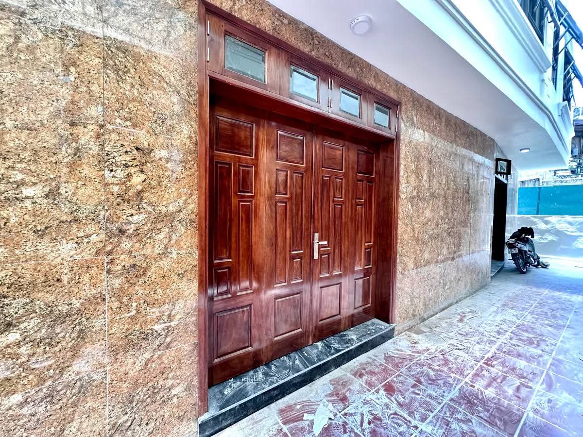 Bán nhanh nhà đẹp 6 tầng thang máy-vị trí kim cương-ngõ 239 Bồ Đề, Long Biên