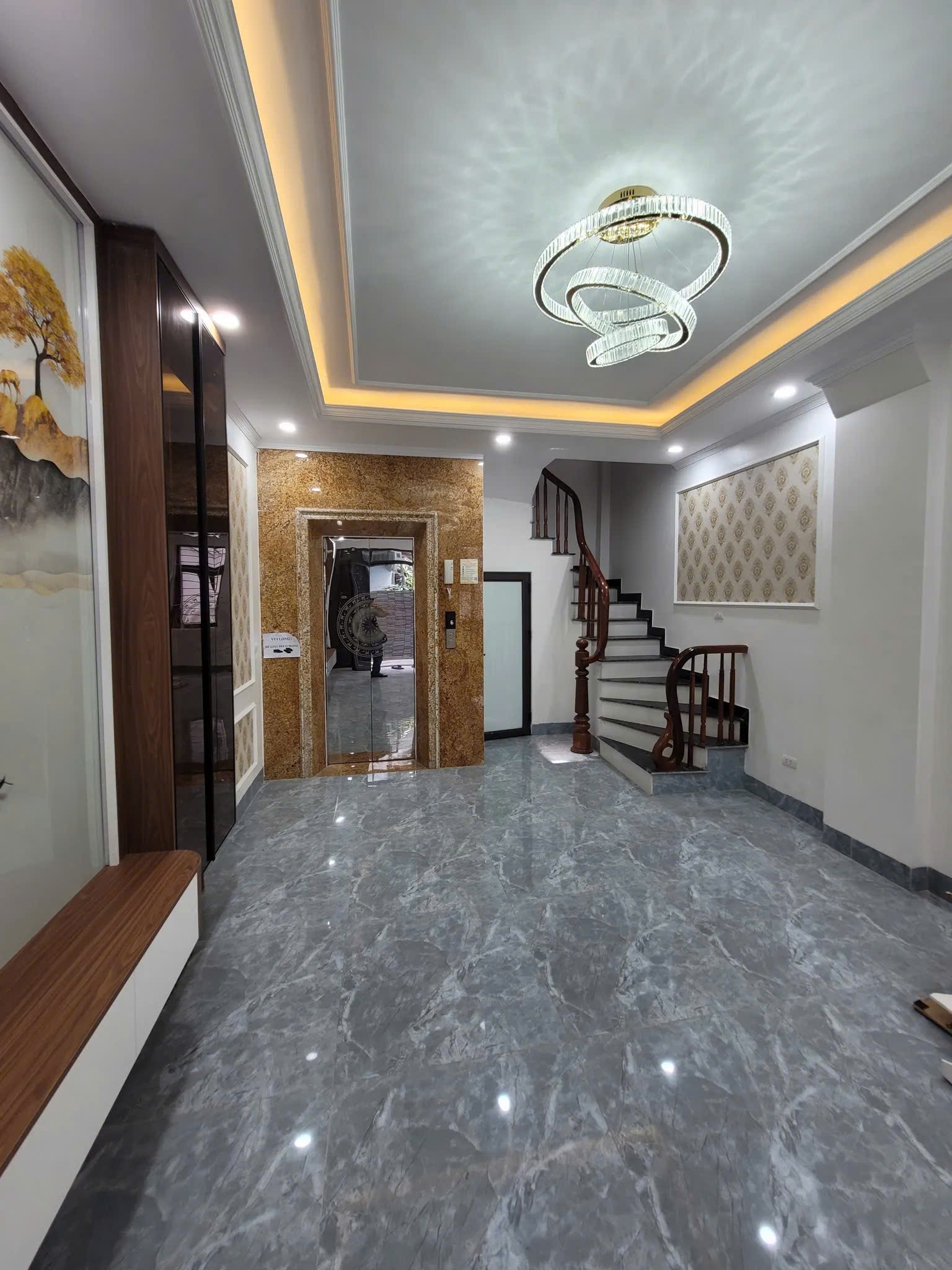 TÂY SƠN - NHÀ ĐẸP - THANG MÁY - GẦN PHỐ - NGÕ THÔNG RỘNG - DÒNG TIỀN - 40M² NHỈNH 13 TỈ