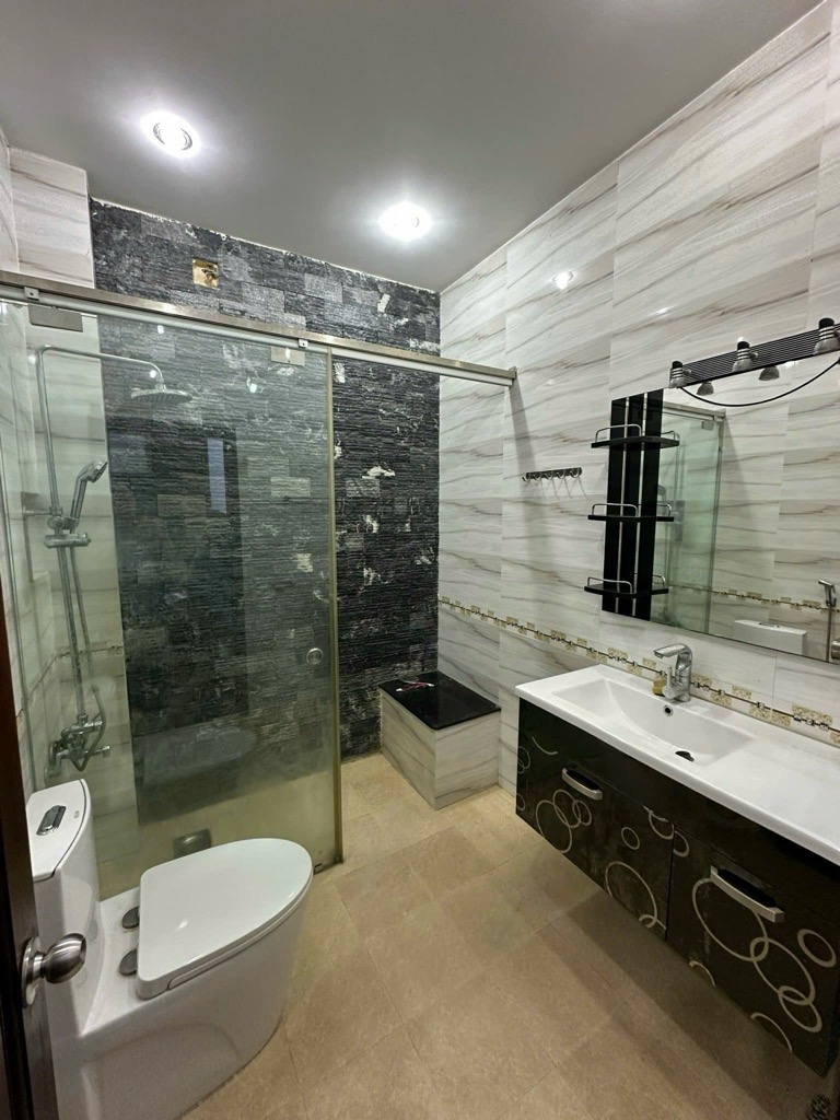 MT KD ĐA NGÀNH – TẠ QUANG BỬU Q8 – 56M² – 4 TẦNG – THU NHẬP 25TR/TH – NHỈNH 10 TỶ