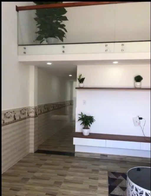 Nhà 2 tầng kiệt oto Trần Duy Chiến . DT:70m