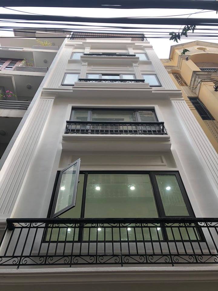 66m2