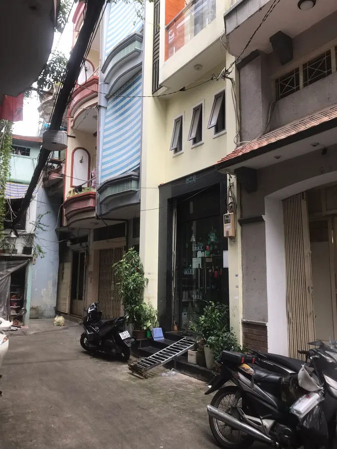BÁN NHÀ CHÍNH CHỦ – HẺM THÔNG, NỞ HẬU BÀ HẠT, Q.10 – 33M2 – 4TẦNG BTCT 3PN 3WC – NHỈNH 7TỶ.