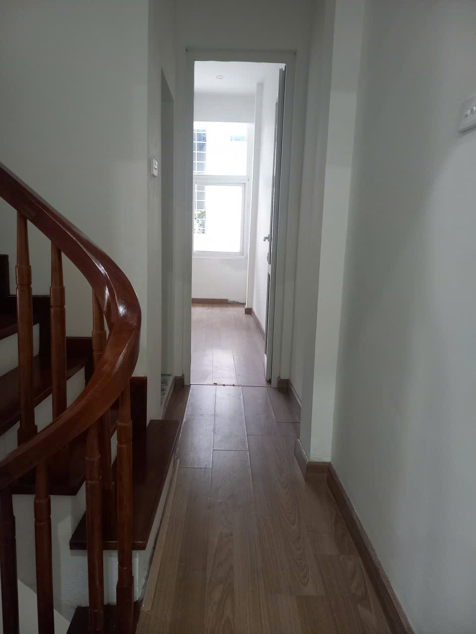 Bán nhà mới Vương Thừa Vũ 51m 5 tầng, 2 thoáng vĩnh viễn, giá 9,5 tỷ