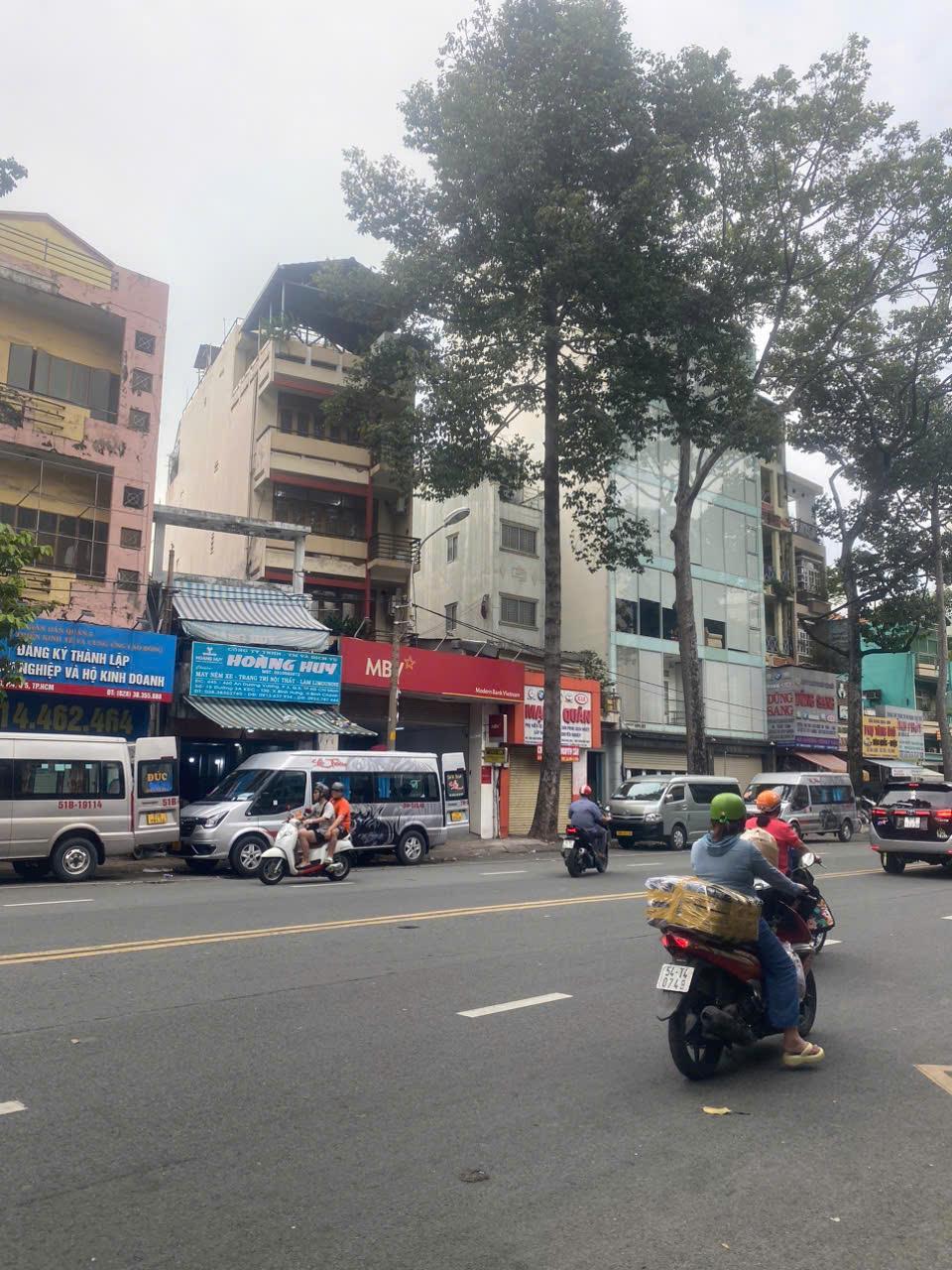 * Bán Nhà Mặt Tiền KD showroom An Dương Vương P3 Q5, 3Tầng 3.5X12.5_17.5Tỷ TL