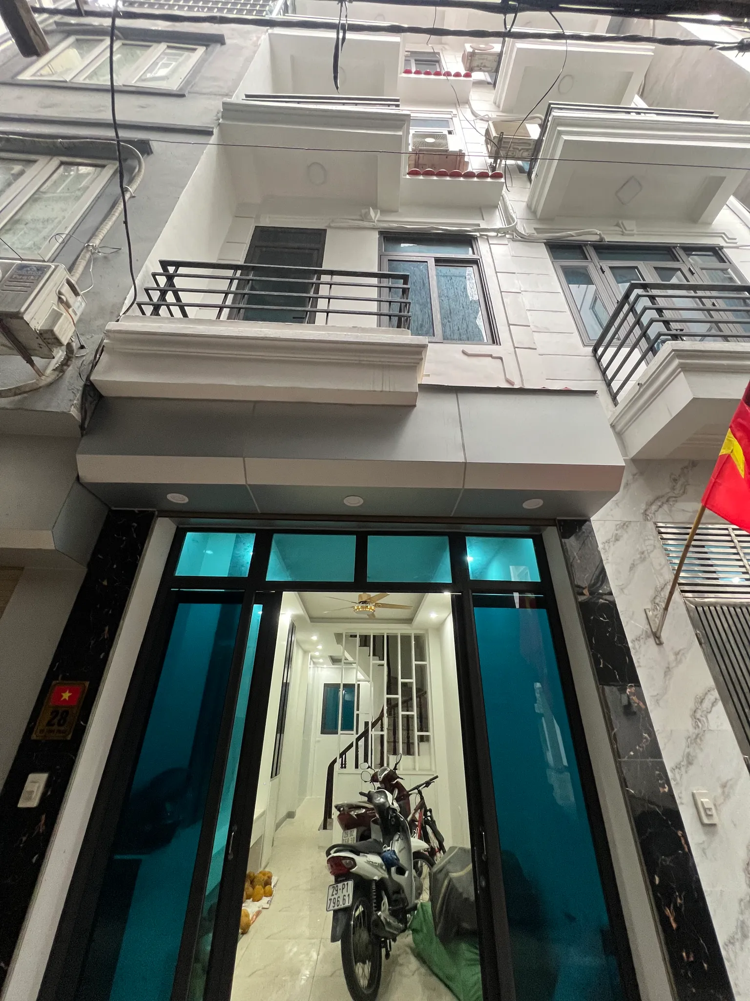 NHÀ ĐẸP VŨ TÔNG PHAN – Ô TÔ VÀO – KINH DOANH ĐỈNH – HÀNG HIẾM QUẬN THANH XUÂN