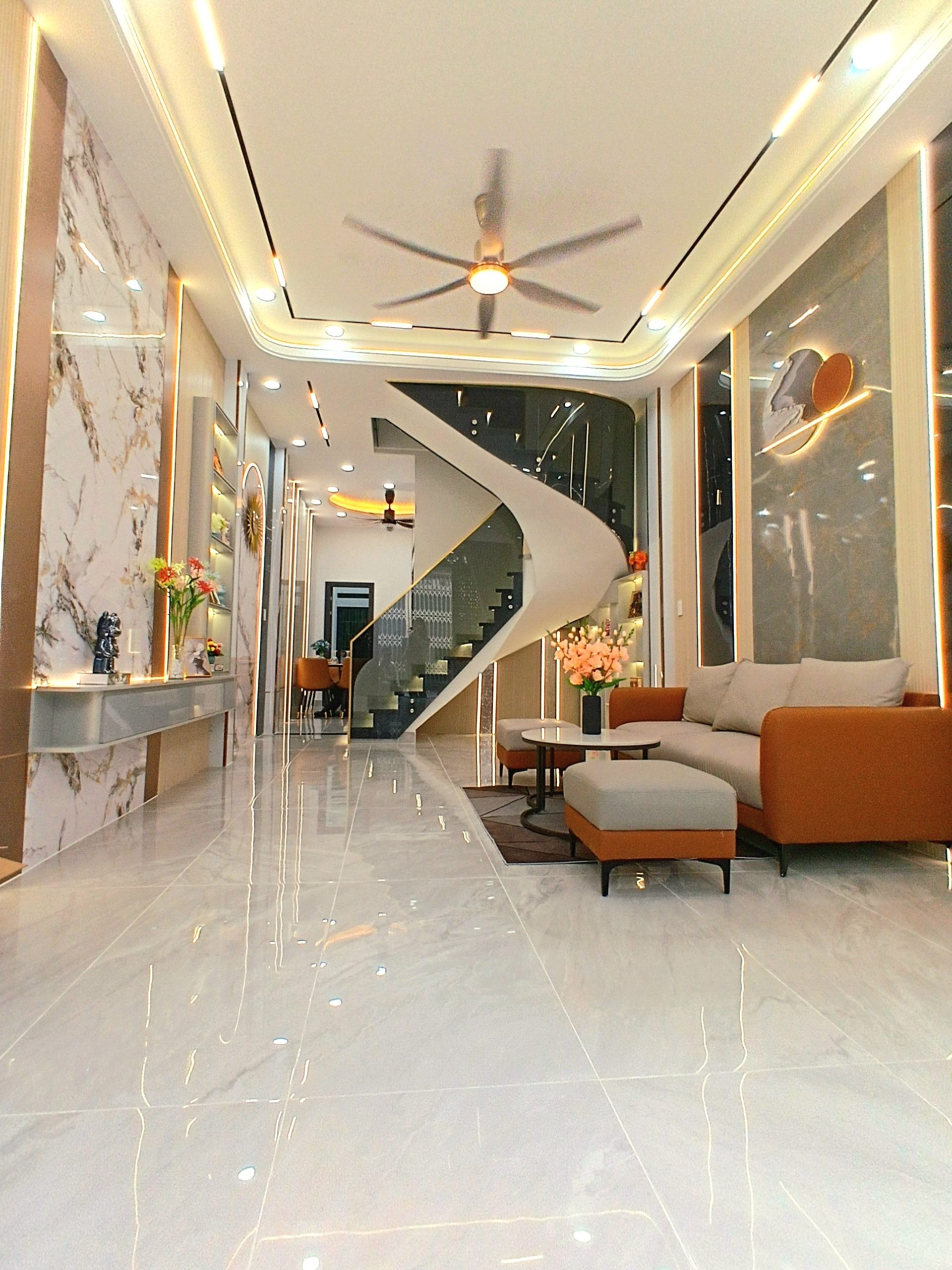 Nhà Mới Ở Ngay Không Có Căn Thứ 2 Tại Gò Vấp - 64m² - 2 Tầng - HXH - Phòng Ngủ Trệt - 6,25 tỷ Nhà Đủ Đẹp 4m x 16m - 3PN - 3WC - Giếng Trời Chỉ 20m Ra Mặt Tiền