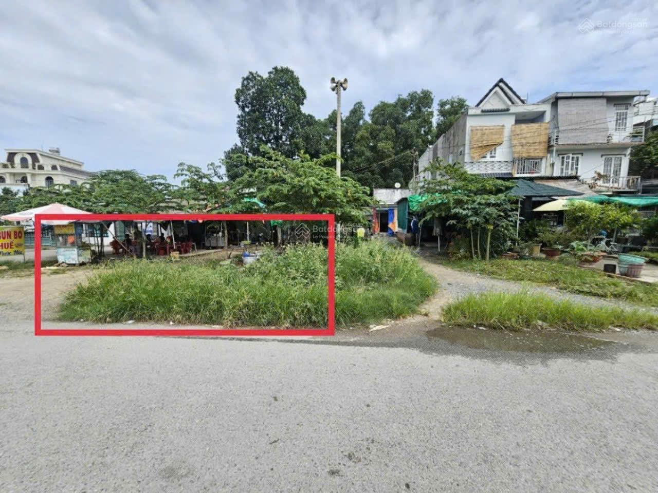 Chính chủ cần bán 2 lô đất sát làng đại học, trung tâm Dĩ An