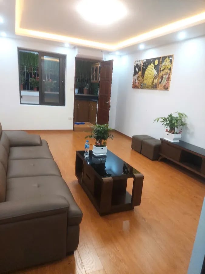Bán nhà Định Công, 37m², 4 tầng, 3 ngủ, full nội thất, giá 6 tỷ
