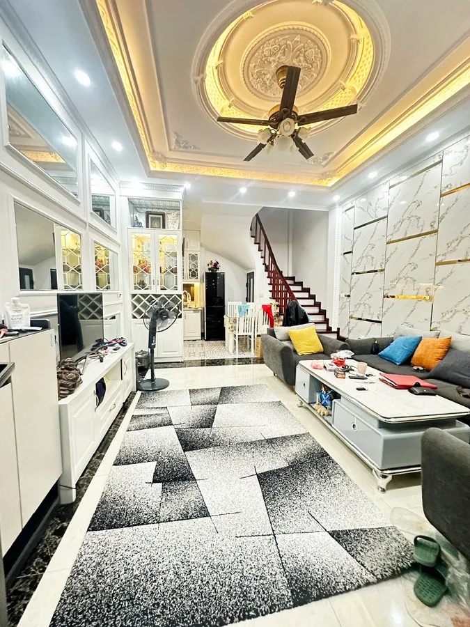 1 CĂN DUY NHẤT - PHỐ THÁI THỊNH - KINH DOANH - FULL TIỆN ÍCH