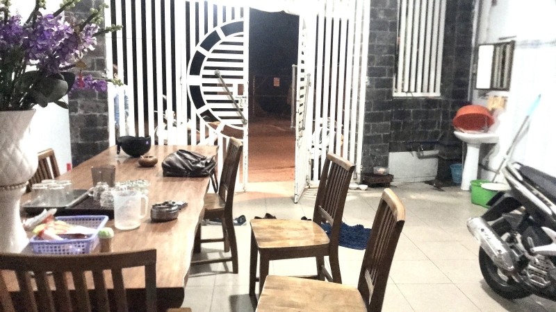 Bán nhà mặt phố Tân Hòa 2, Q.9, Hiệp Phú. DT 93m2, 2 tầng, 3PN. Sổ hồng. Giá 8.9 tỷ. LH: 0933125879