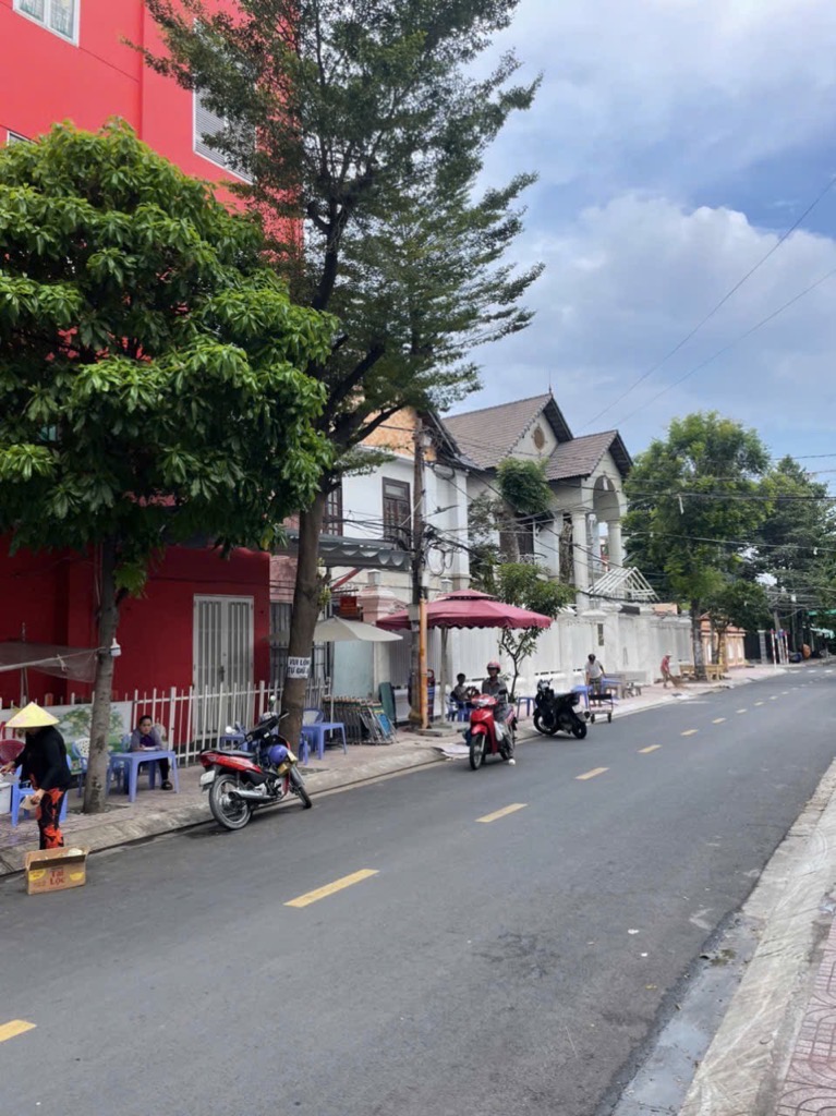 BÁN ĐẤT TẶNG NHÀ – 80.1m² – 14.4 TỶ – SỐ 5 TẠ QUANG BỬU, P.5, Q.8 – NGAY CHUNG CƯ GIA VIỆT