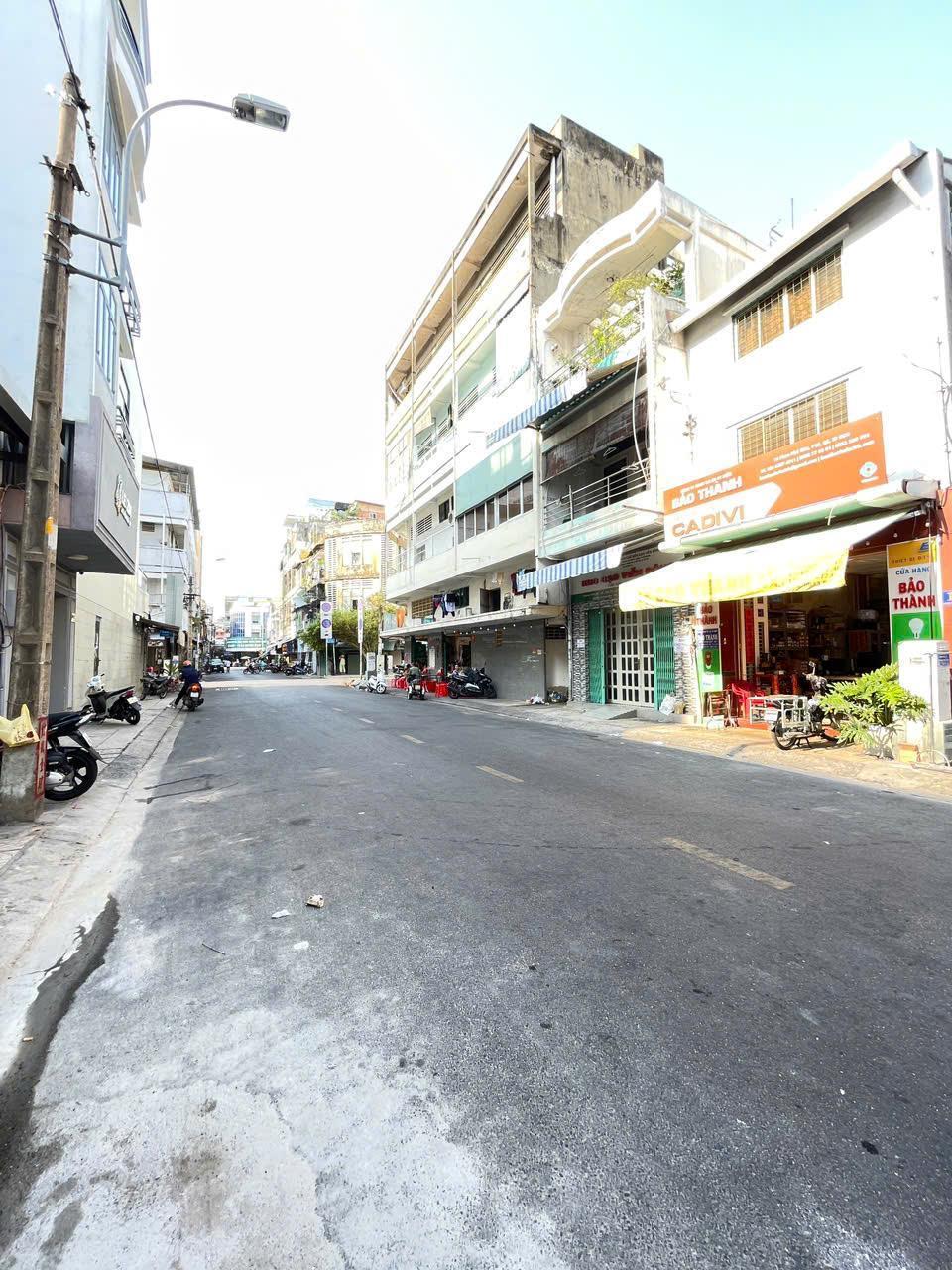 *QUẬN 5 Vị Trí Đẹp Ngay An Điềm-Phan Phú Tiên 3 Tầng (4X21) CN 83m2 vuông A4,20 Tỷ Nhỉnh
