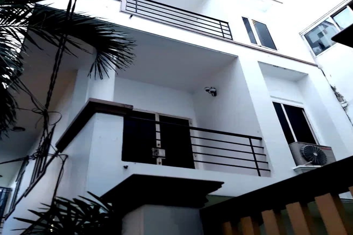 Bán Nhà Quận 3 – Hẻm Xe Hơi – 3 Tầng – Sát Mặt Tiền Trần Quang Diệu – Sổ Hồng Riêng