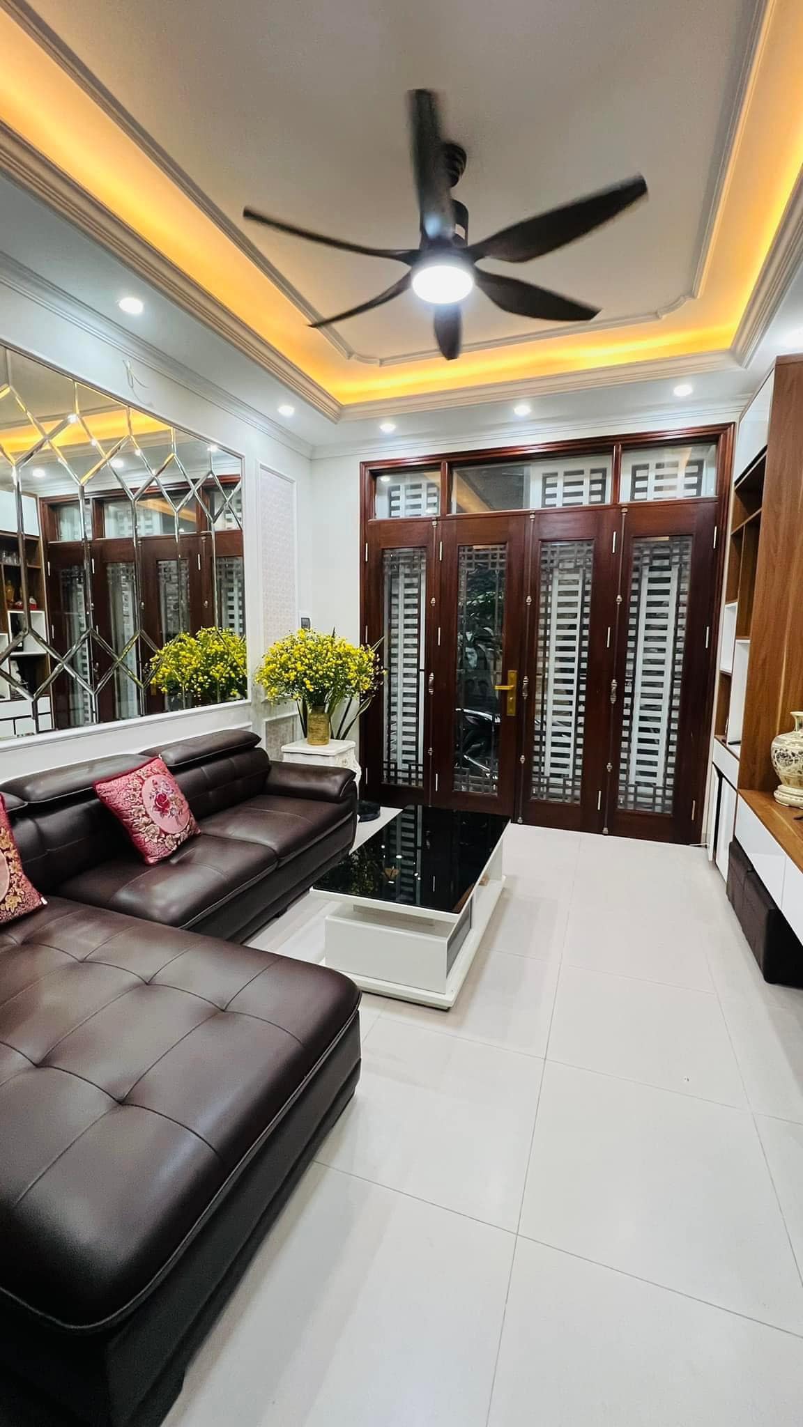 NHÀ CỔ NHUẾ – 36M2 x 5 TẦNG – LÔ GÓC – 70m RA PHẠM VĂN ĐỒNG - 7,5 TỶ