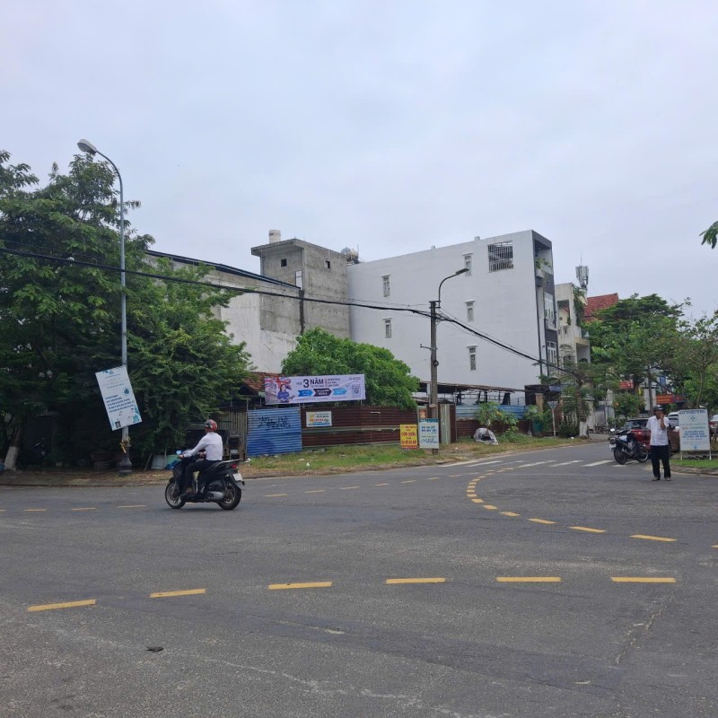 CẦN BÁN ĐẤT LÔ GÓC 2 MẶT TIỀN ĐƯỜNG TRẦN ĐĂNG NINH 15M, VÀ ĐƯỜNG 7.5M. DIỆN TÍCH 163M, VỊ TRÍ ĐẤT VÀNG QUẬN HẢI CHÂU,