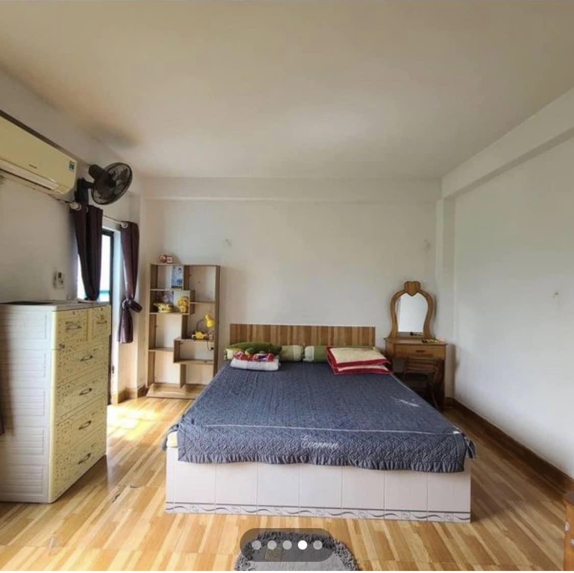 – Khuê Trung Cẩm lệ, phong Sắc, nhà 2,5 lô góc kinh doanh Cfe, gần Trịnh Đình Thảo, đi bộ vài phút tới Công Viên Thanh