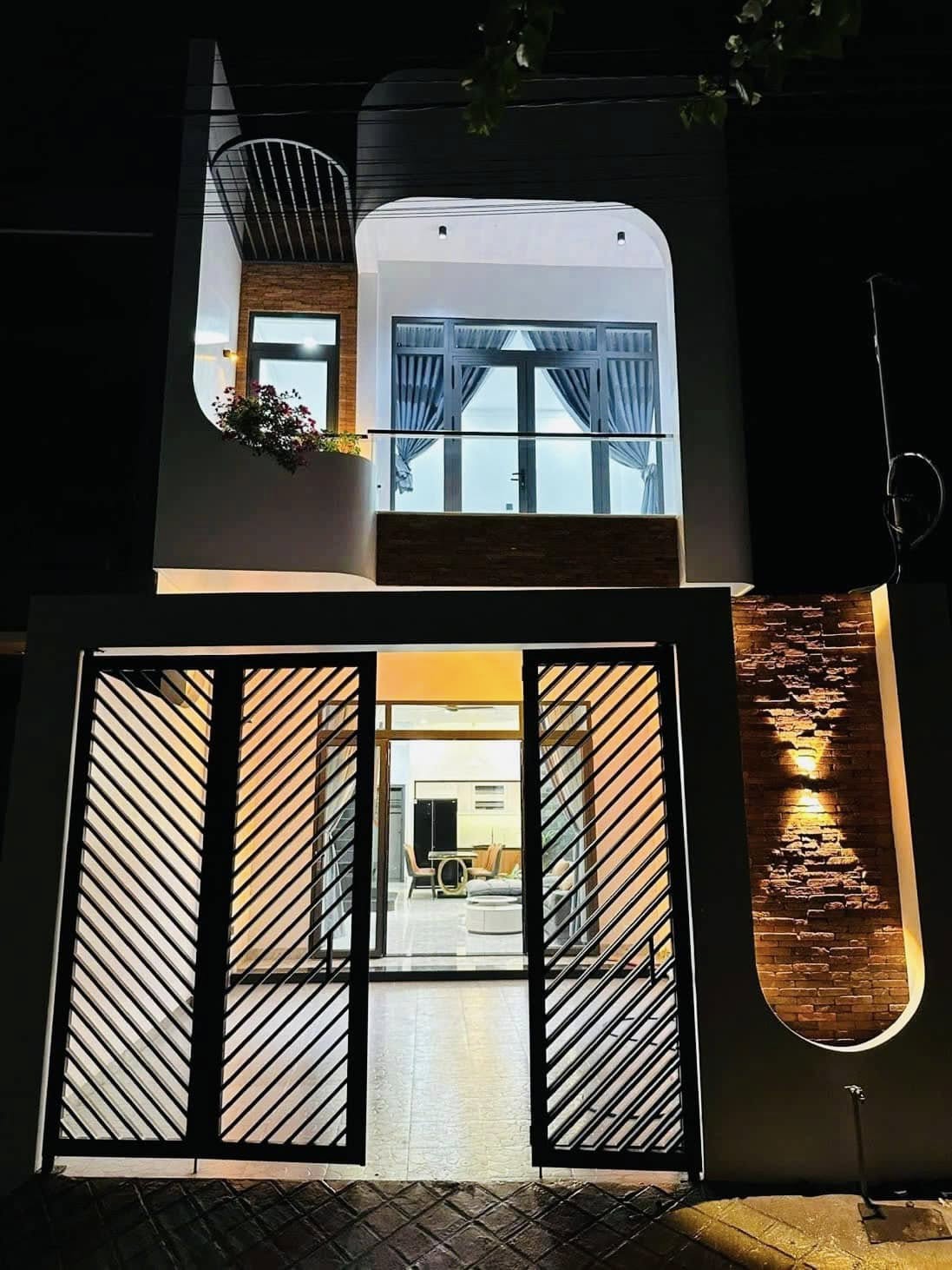  115m2