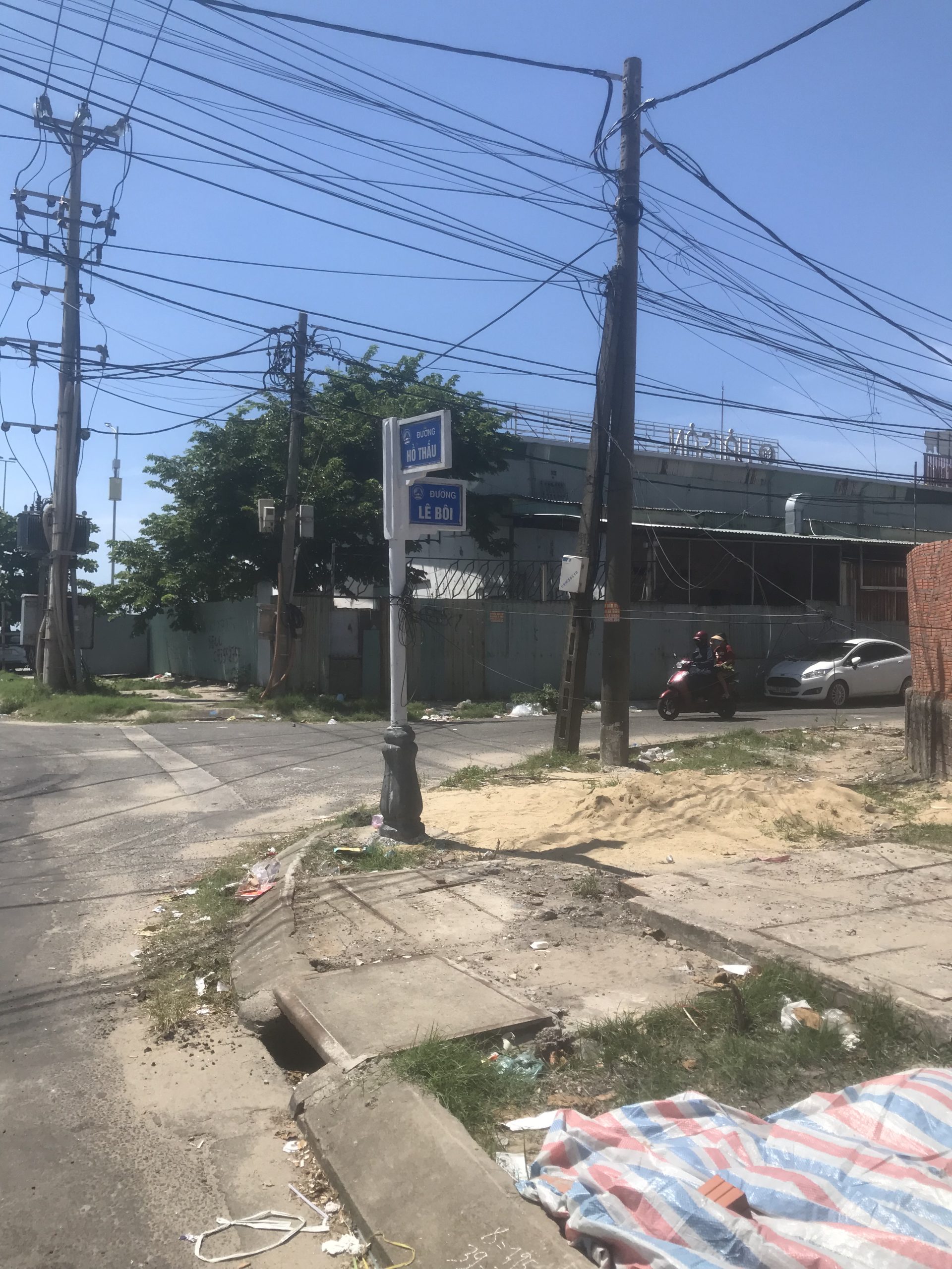 LÔ ĐẤT MẶT TIỀN ĐƯỜNG LÊ BÔI- MỘT BƯỚC AN CƯ - BƯỚC HAI SINH LỜI