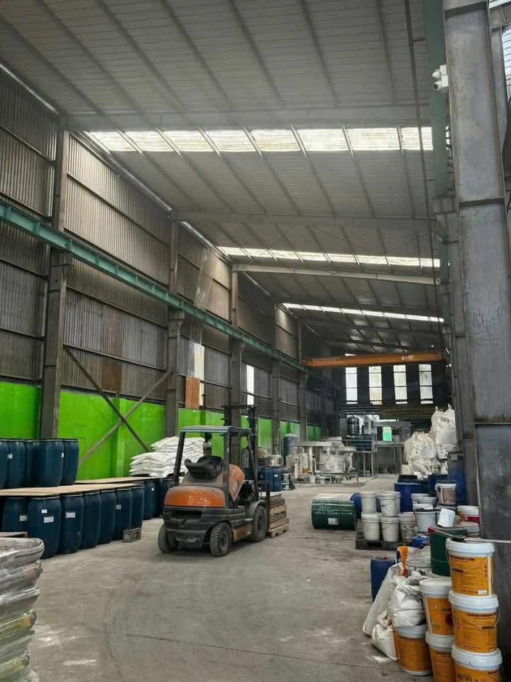 cho thuê kho xưởng tại Dục Tú, Đông Anh, Hà Nội. Diện tích 2000m thiết kế khung Zamil cao 10m, sẵn 2 cẩu trục, có văn