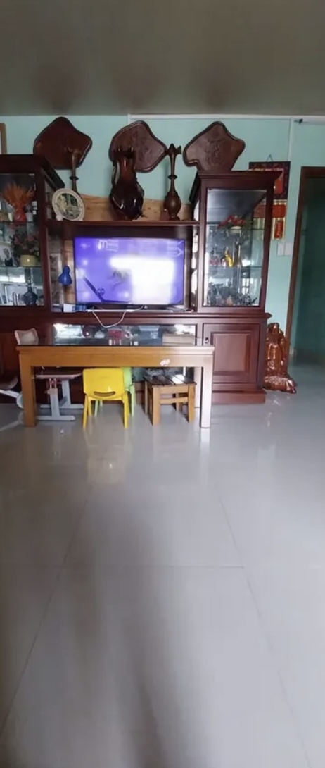 Nhà cấp 4 mặt tiền Hoài Thanh . DT:82m , ngang 5m