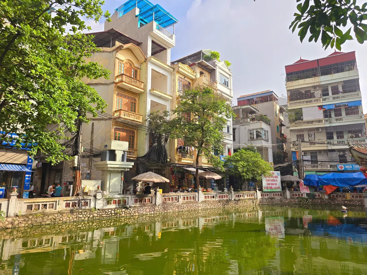 BÁN ĐẤT TRUNG TÂM ĐỐNG ĐA ,VỊ TRÍ ĐẸP-LÔ GÓC 2 MẶT THOÁNG-DT 50M MẶT TIỀN RỘNG 8M -NGÕ NÔNG GIÁ 11 TỶ