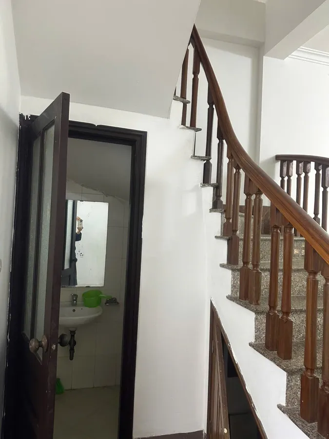 Bán Nhà Nguyễn Cảnh Dị. Hoàng Mai. Ô Tô. Vỉa Hè. DT 54m2. MT 4,2m. 4 Tầng. Giá 17,4 Tỷ.