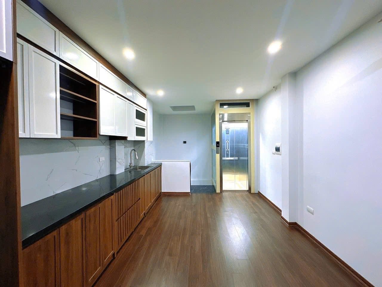 BÁN NHÀ THỤY KHUÊ - 6 TẦNG THANG MÁY - NHÀ ĐẸP Ở NGAY - THÔNG TRÍCH SÀI - HỒ TÂY.