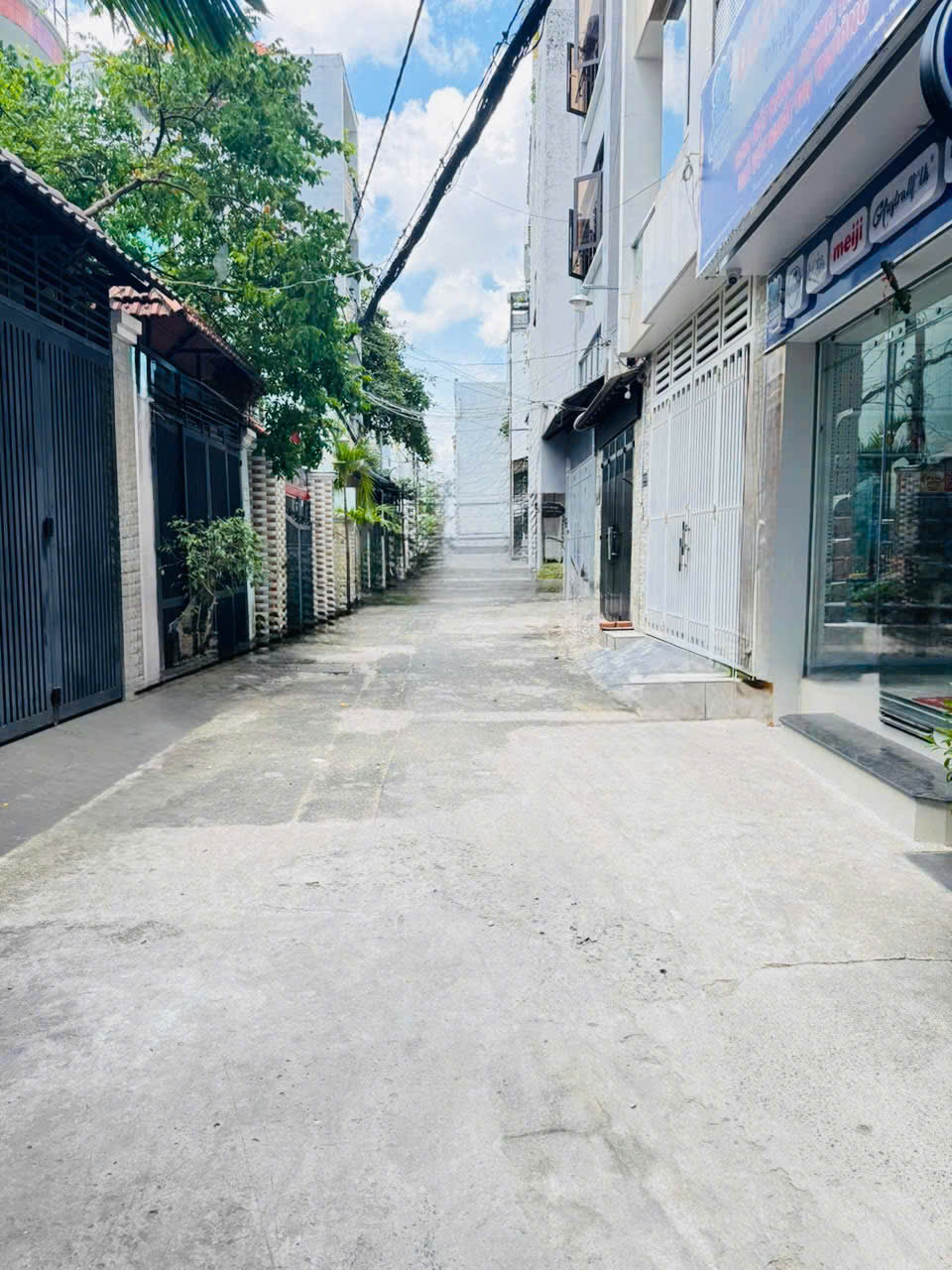 TÔ HIẾN THÀNH – NGAY KINGDOM 101 – 4 TẦNG BTCT – HXH – NGANG 4.1M NỞ HẬU – CHỈ 6.X TỶ TL.