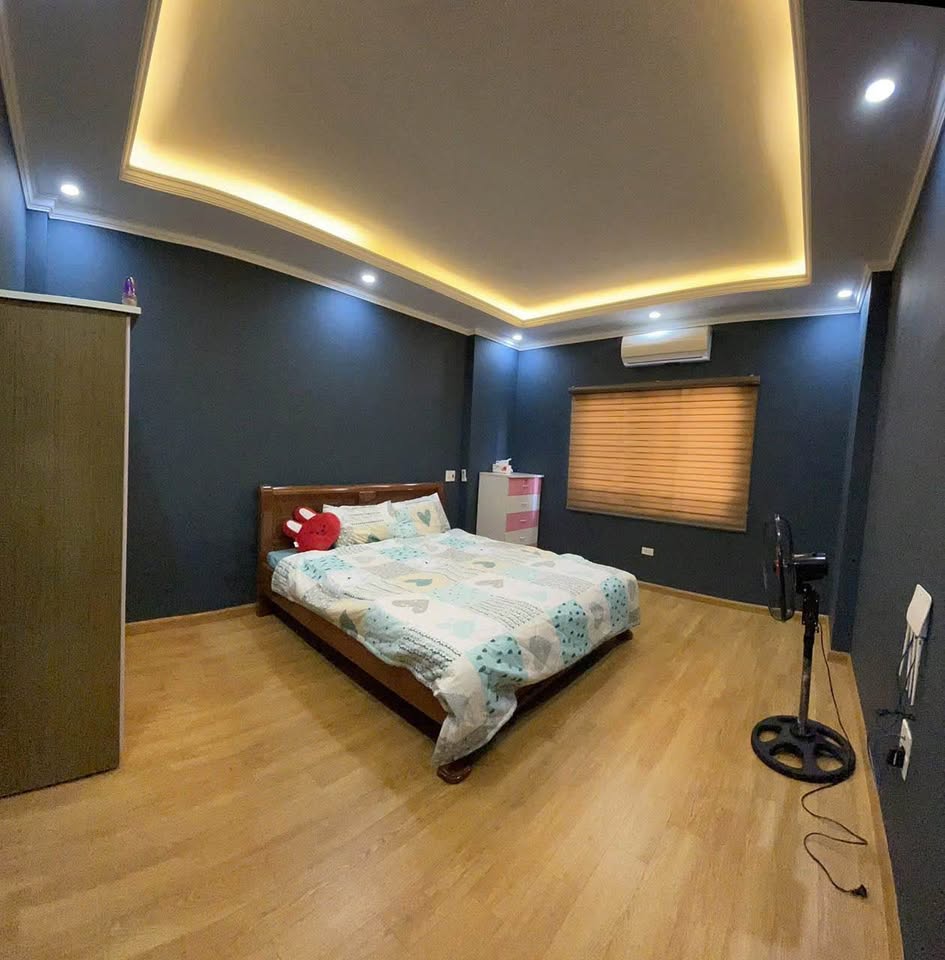 Siêu phẩm lô góc, thang máy, KD, Hà Cầu, HĐông,ô tô tránh, 50m2, MT7m,hơn 11 tỷ