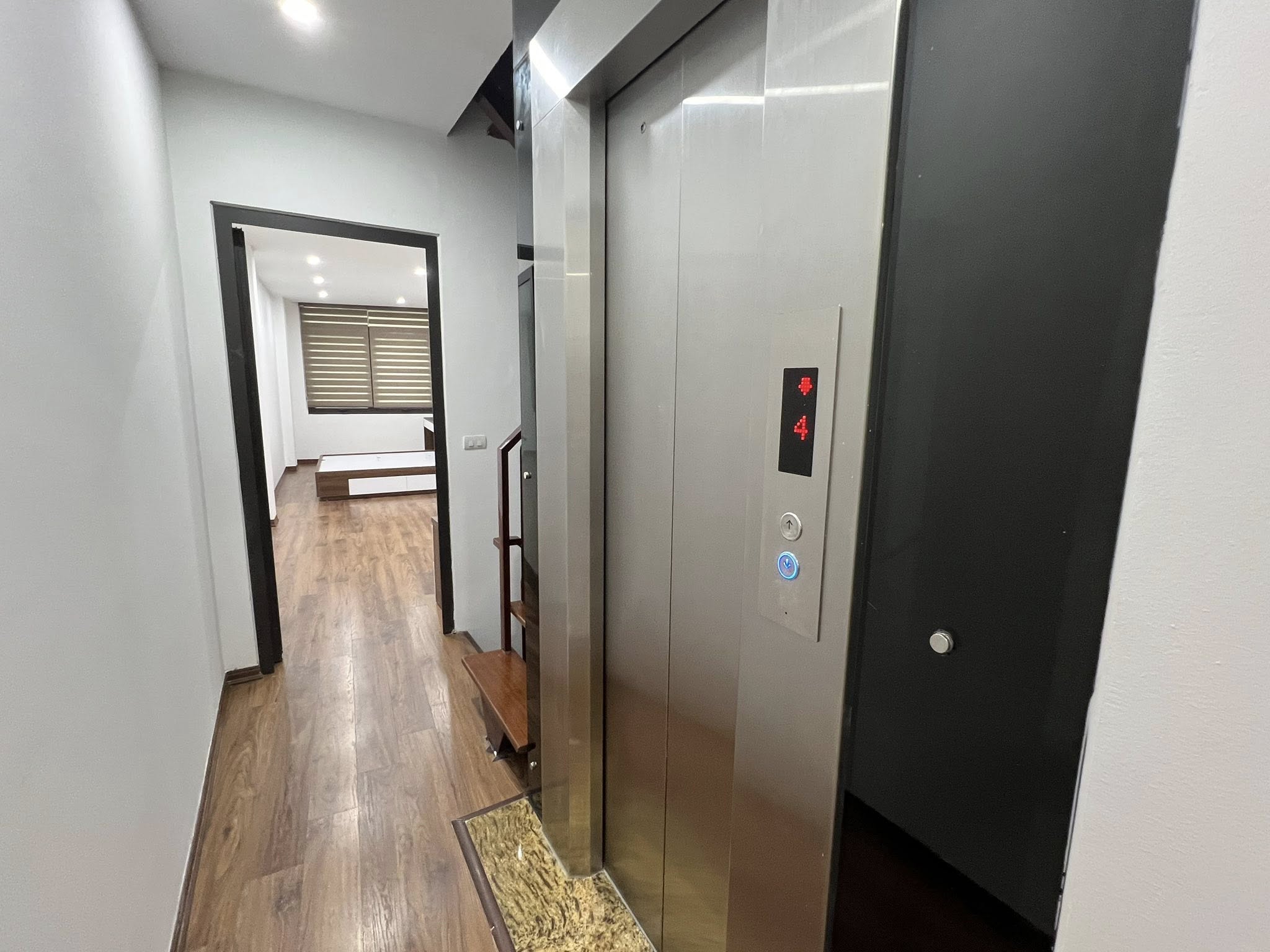 Nhà mặt phố Đặng Tiến Đông, Đống Đa – 7 tầng thang máy – diện tích thực 40m² – giá 18 tỷ 098.607.3333