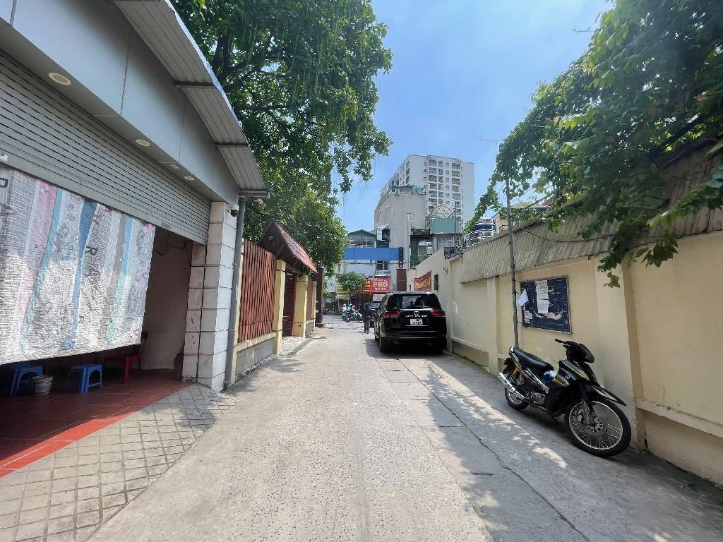 Bán nhà Đội Cấn – Ô tô vào nhà, 7 tầng thang máy xịn, chỉ 18 tỷ