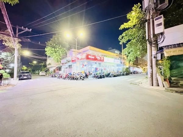 Mtkd LÔ GÓC KHU BÀN CỜ HỌ LÊ - DOANH THU TRÊN TRĂM - 90M 6X15 NHỈNH 10 TỶ