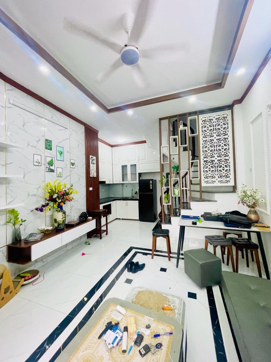 SIÊU PHẨM NGỌC HÀ - BA ĐÌNH - LÔ GÓC 3 THOÁNG - NGÕ THÔNG BA GÁC - TIỆN ÍCH NGẬP TRÀN