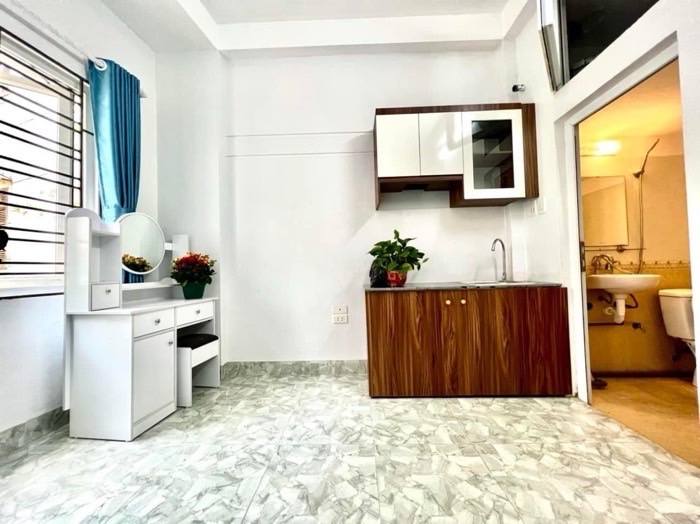BÁN GẤP - TRẦN HƯNG ĐẠO - SAU LƯNG MT - HXH 5M - 3 TẦNG - 52M2( 4X13 ) - CHỈ 9.X