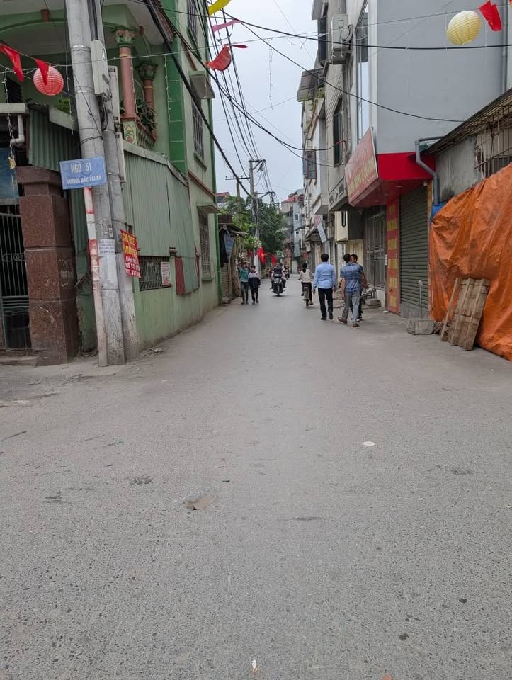 CHỈ 4.5 TỶ – NHÀ 5 TẦNG ĐẸP ĐỐI DIỆN ĐH THÀNH ĐÔ, "Ở SƯỚNG QUÊN LỐI VỀ!"