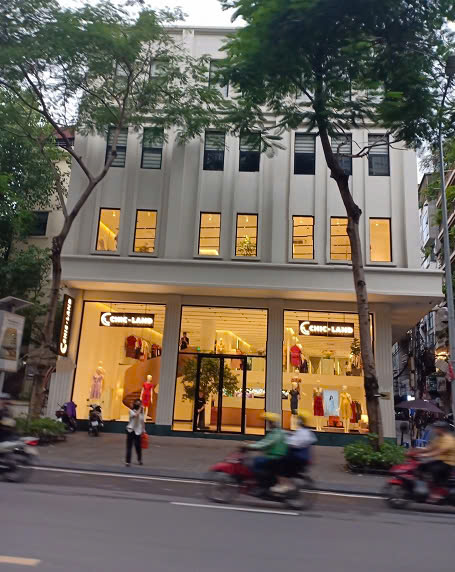 CHO THUÊ NHÀ MỸ ĐÌNH NAM TỪ LIÊM HÀ NỘI Diện tích : 100m2 x 4 tầng Mặt tiền : 7m