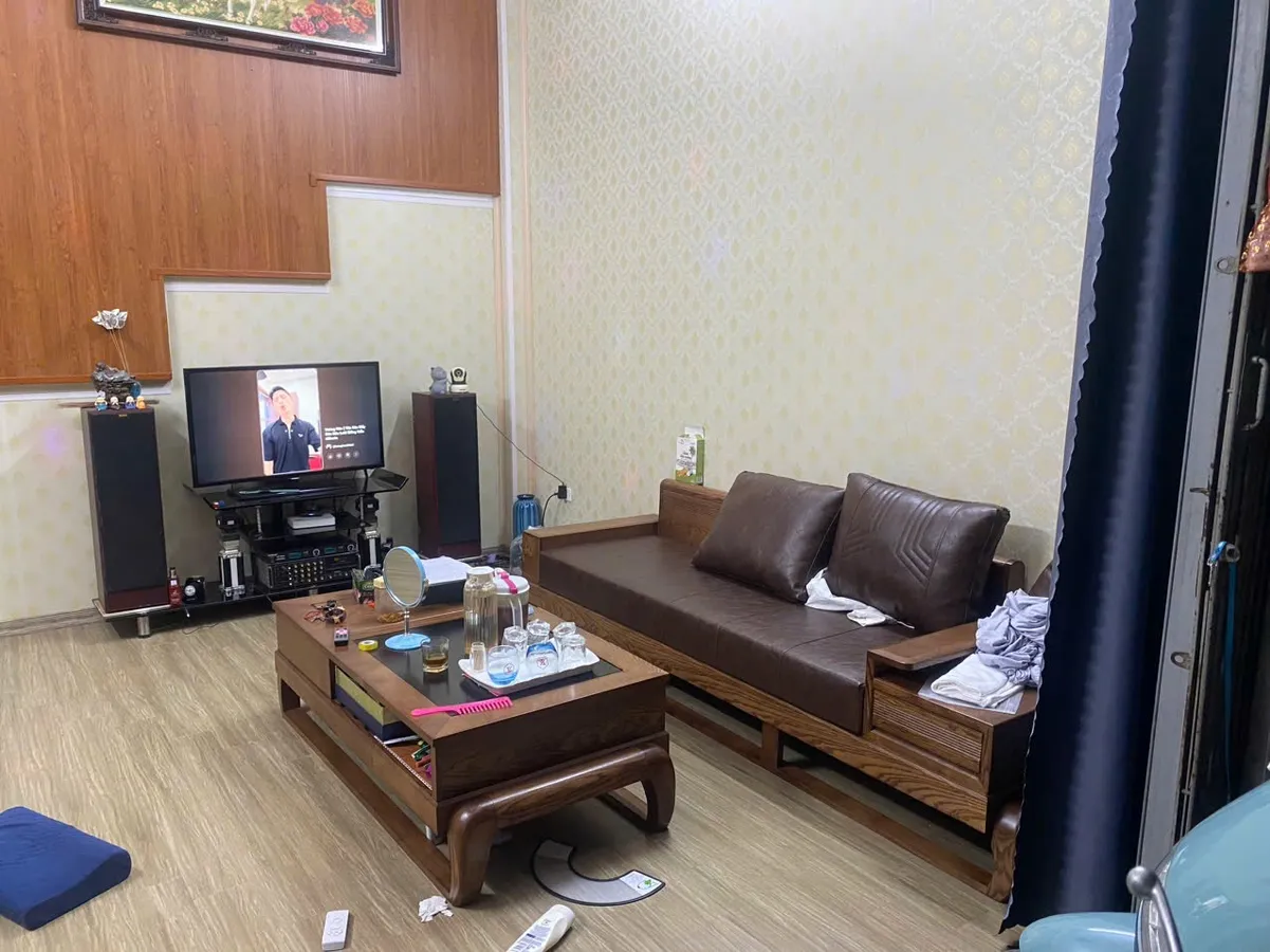 Có 102 Bán Đất Tặng Nhà Đường Hoàng Mai, Ô Tô Đỗ Cửa, 55m², 2 Tầng, Giá Nhỉnh 7 Tỷ