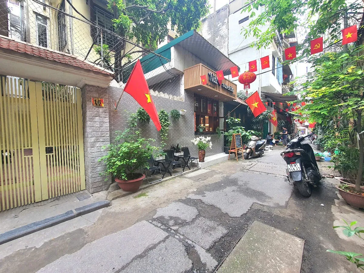 Bán Nhà Mặt Phố Cổng Đục. Hoàn Kiếm. Ô Tô. DT 153m2. MT 7,7m. 3 Tầng. Giá 109 Tỷ.