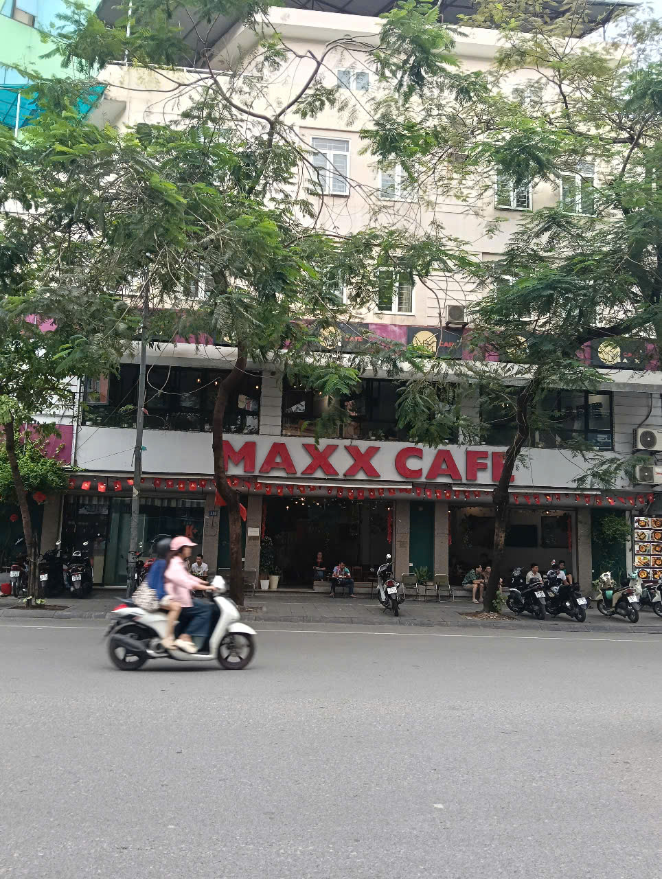 100m2