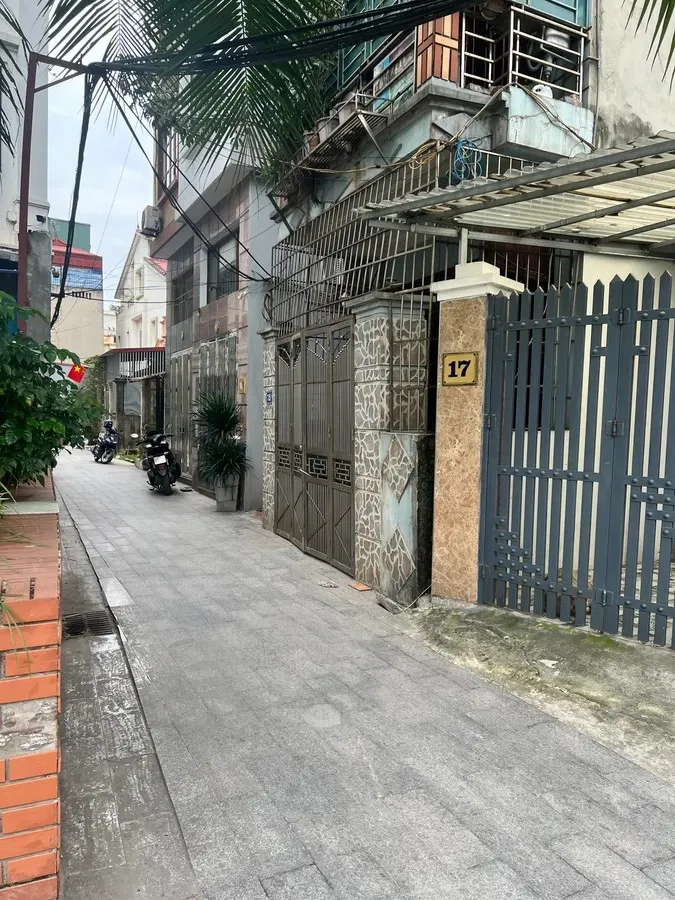 Bán Đất Giải Phóng. Hoàng Mai. Ô Tô. Kinh Doanh. DT 73m2. MT 4,2m. Giá 11,85 Tỷ.