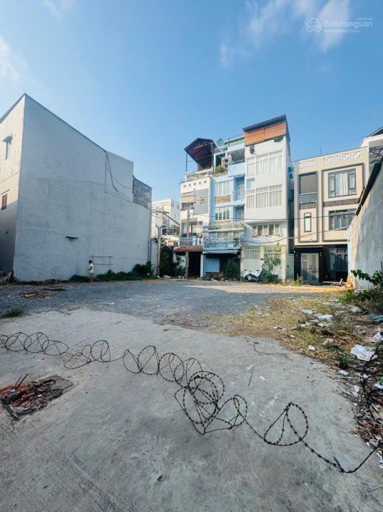 Bán Gấp nhà nát 240m² (Dt 15x17m2), Đã Tách Sẵn 5 Lô Hẻm 8m Bùi Thị Xuân, P.1, Tân Bình.